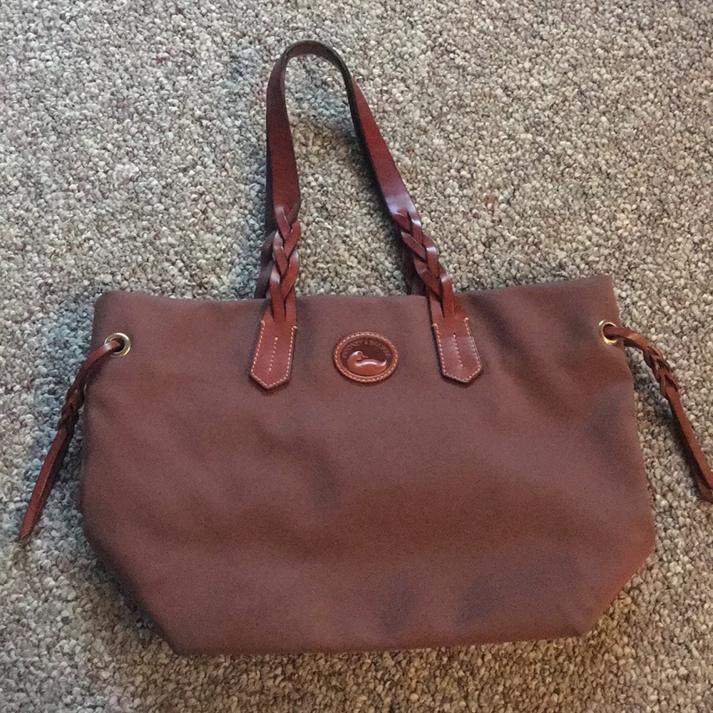 Dooney & Bourke Tote